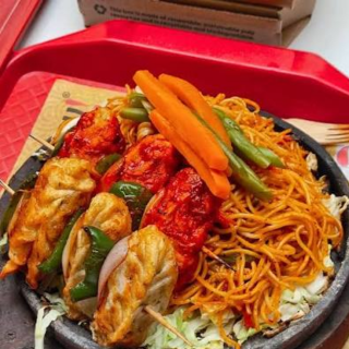 buzzrestaurant.com.np